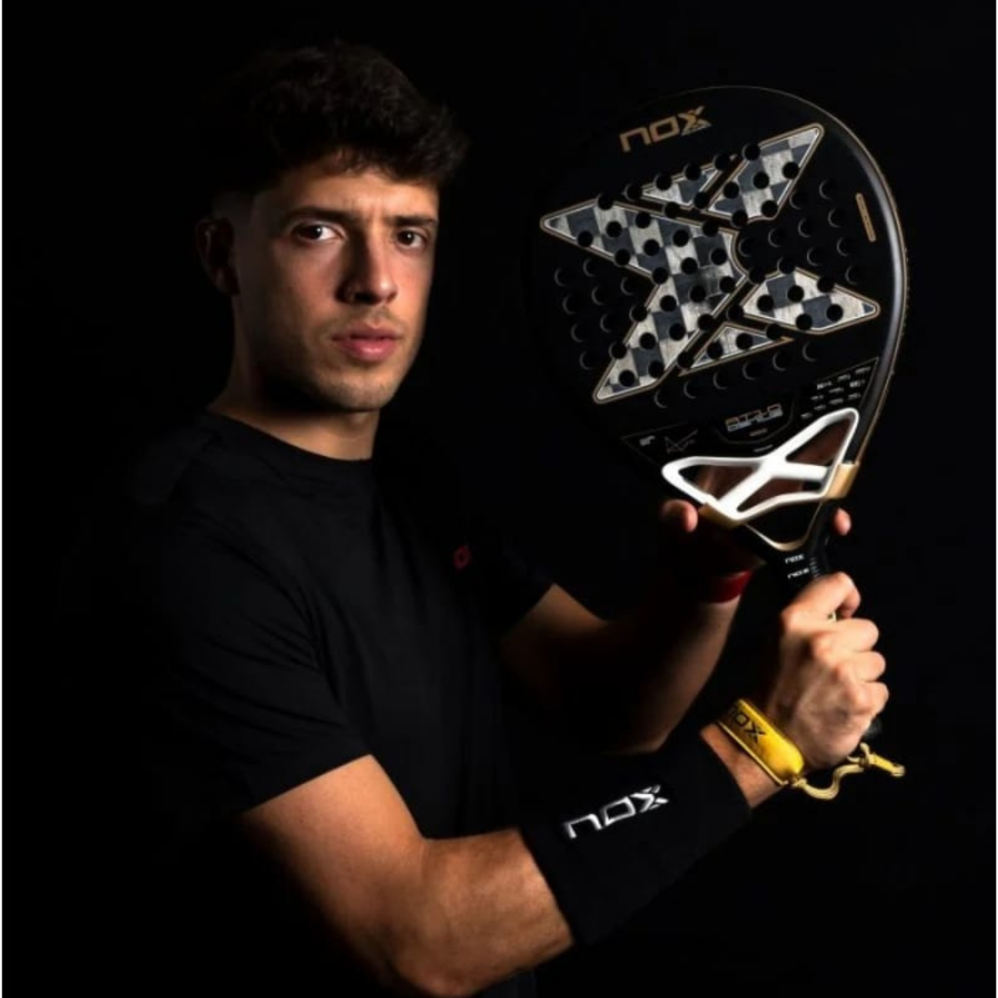 PREVENTA - Pala Nox AT10 Luxury Genius 18K Alum 2026 “Agustín Tapia”